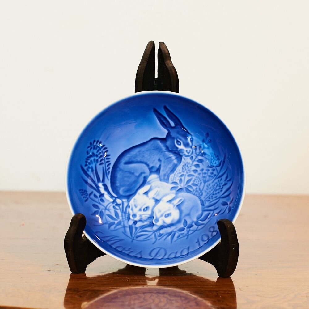 Bing & Grondahl Mothers Day Plate 1981 Rabbits Bun Mors Dag Copenhagen Porcelain